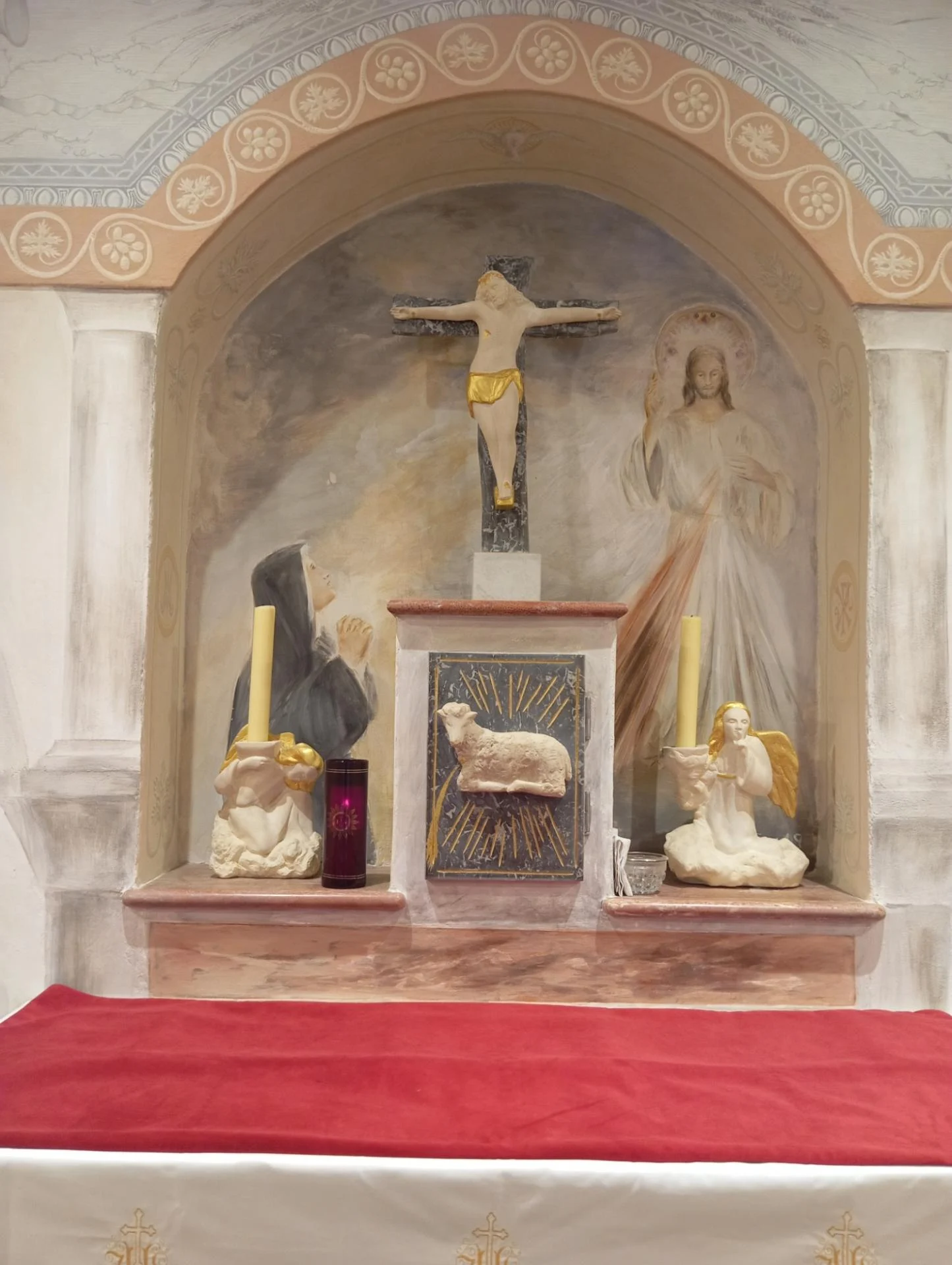 Abside fresque à fresco autel Miséricorde Toulon