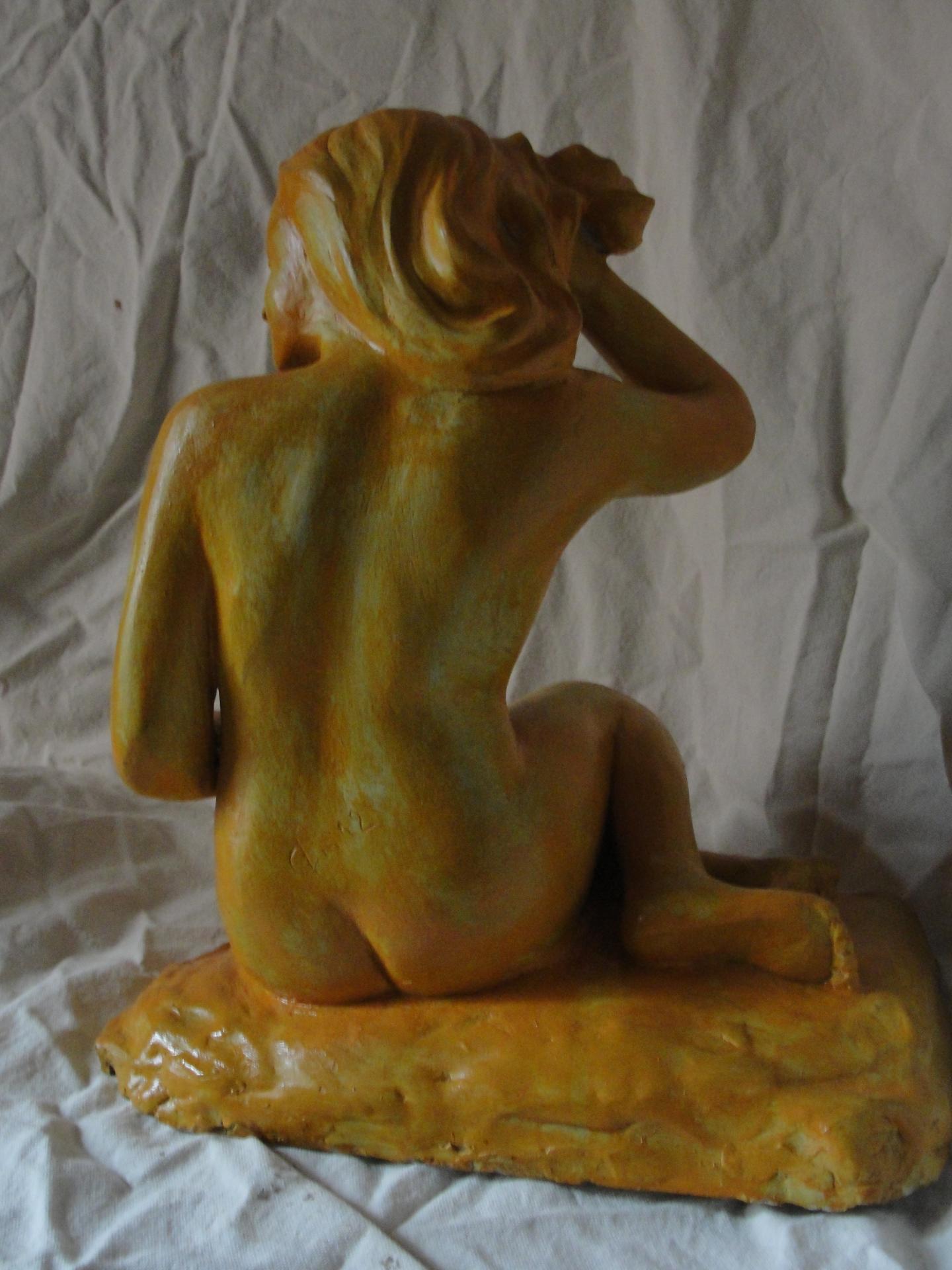 Baigneuse en terre patinee 30cm 11